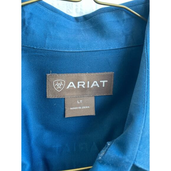 ARIAT men's solid twill classic fit long sleeve LT blue - Picture 3 of 5